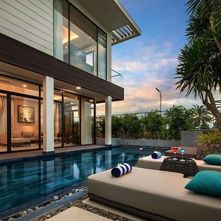 Wyndham Grand Kn Paradise Cam Ranh Exterior photo