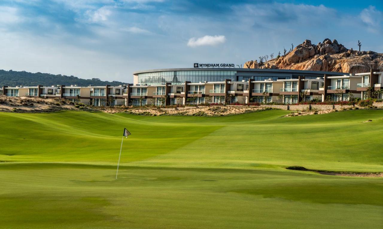 Wyndham Grand Kn Paradise Cam Ranh Exterior photo