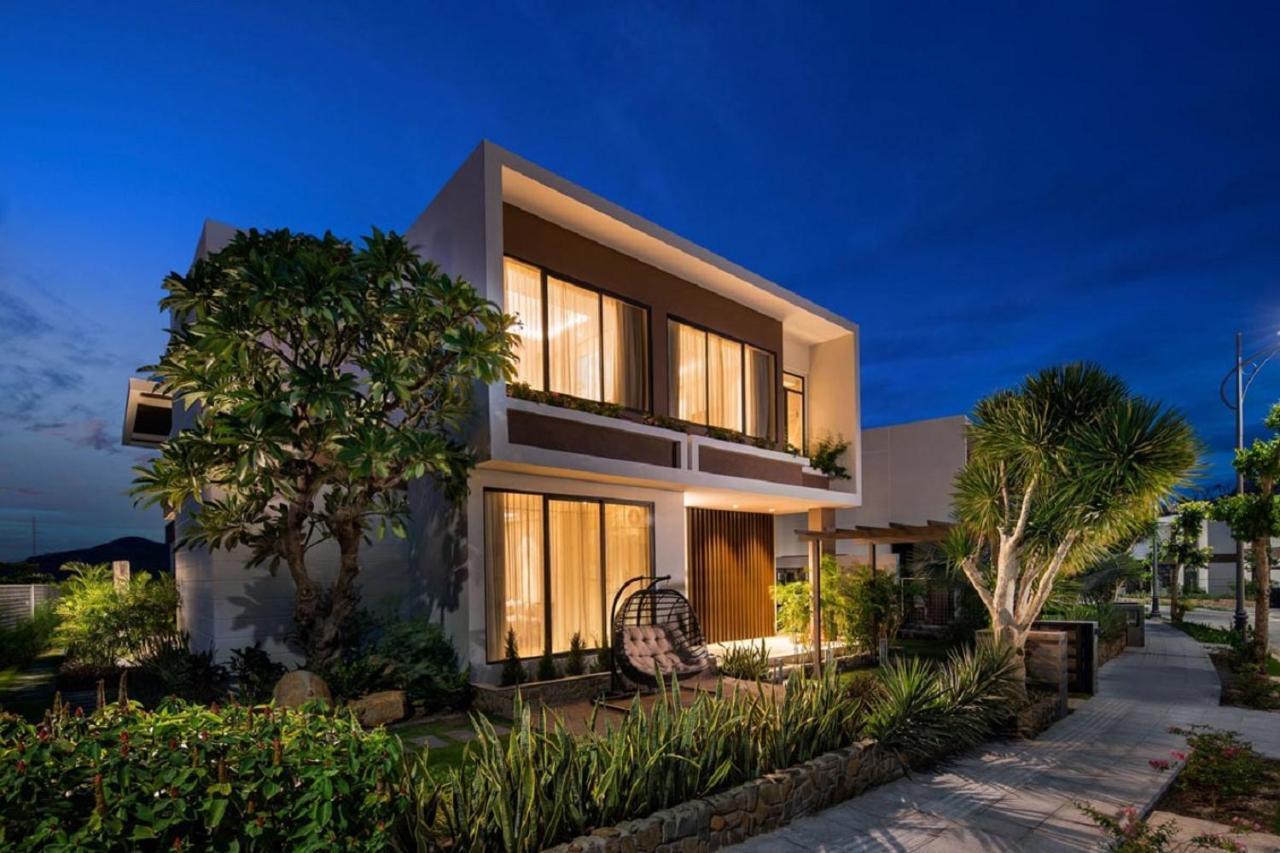 Wyndham Grand Kn Paradise Cam Ranh Exterior photo