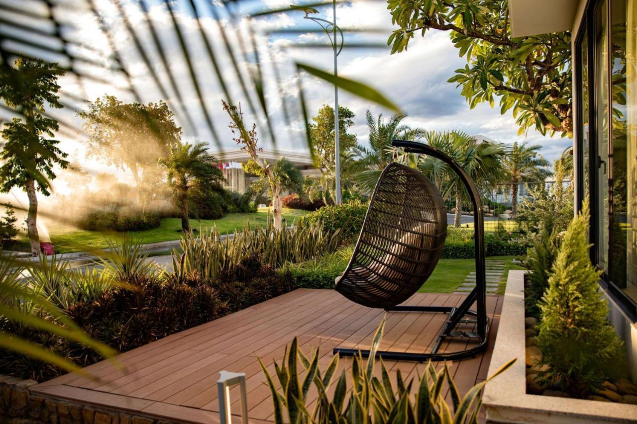Wyndham Grand Kn Paradise Cam Ranh Exterior photo