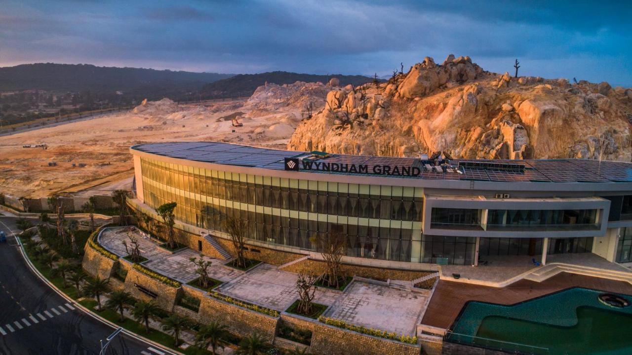 Wyndham Grand Kn Paradise Cam Ranh Exterior photo